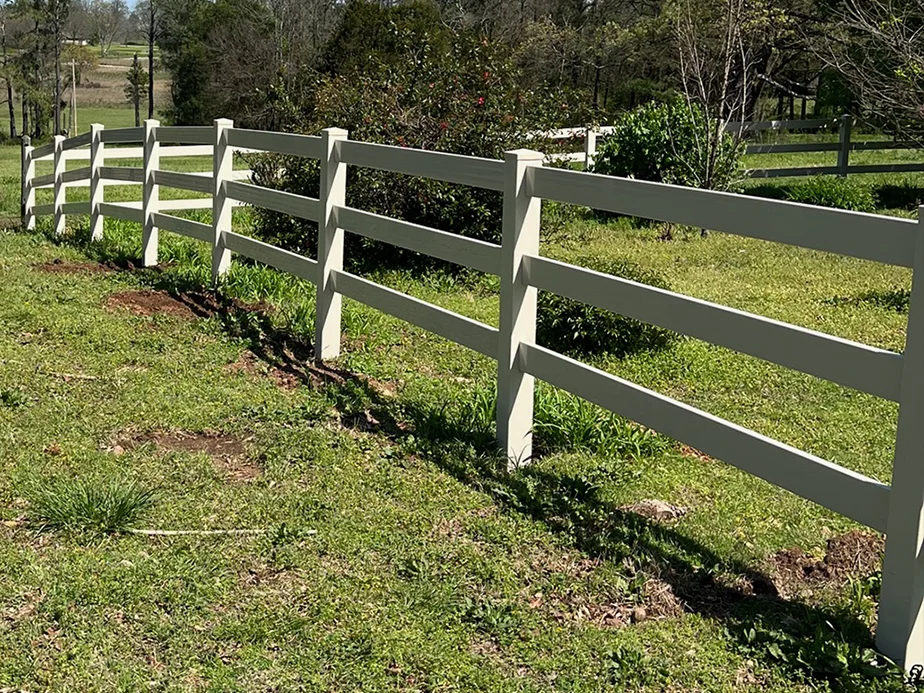 Vinyl Fence Contractor