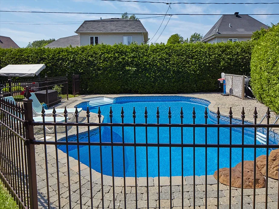 Pool Fence Example in Fort Smith, Arkansas